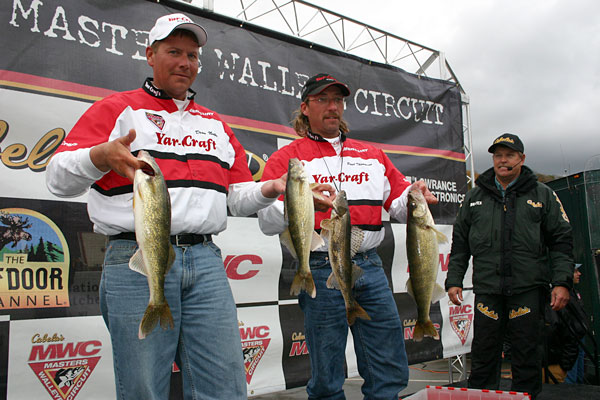 AE2B240E-D1B6-4051-8F65-0F863E43FF73