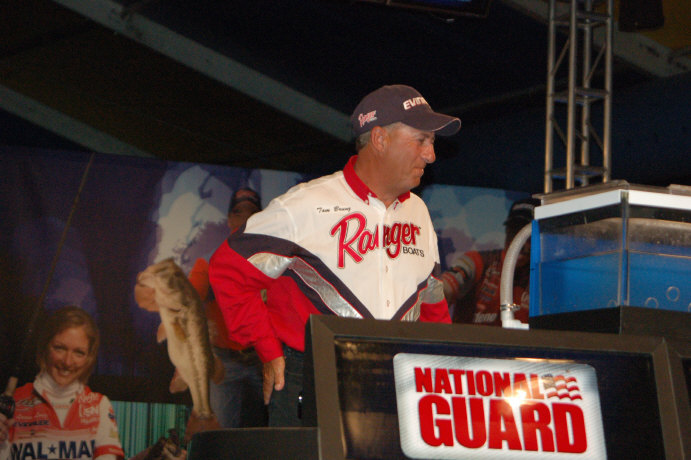 AE40BA90-2F49-45E8-9551-585A98C0DFAA