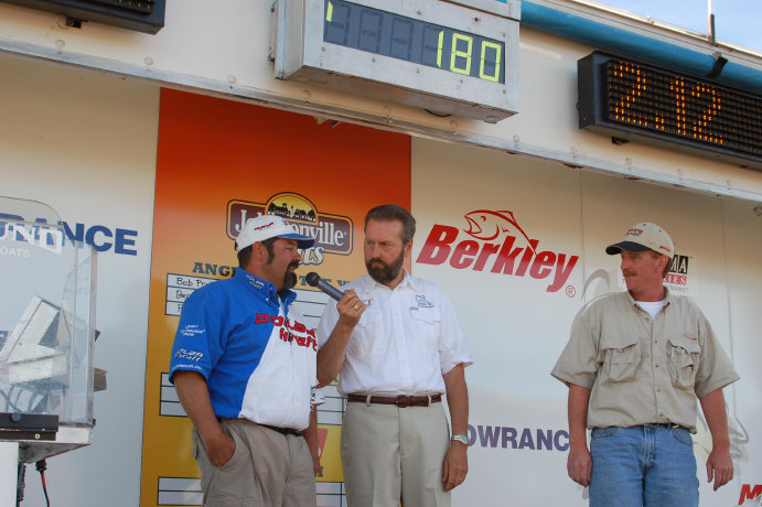 AE4172D3-94D5-402A-8E58-4AF793DE34D3