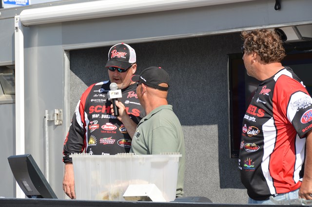 AE47BE61-BC87-4412-8F22-AB0B8956319A