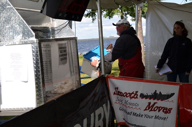 AE62B98C-51F6-4781-B125-FE045C716E25