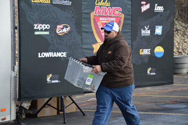 AE7B974D-6C07-413B-85C9-049602398087