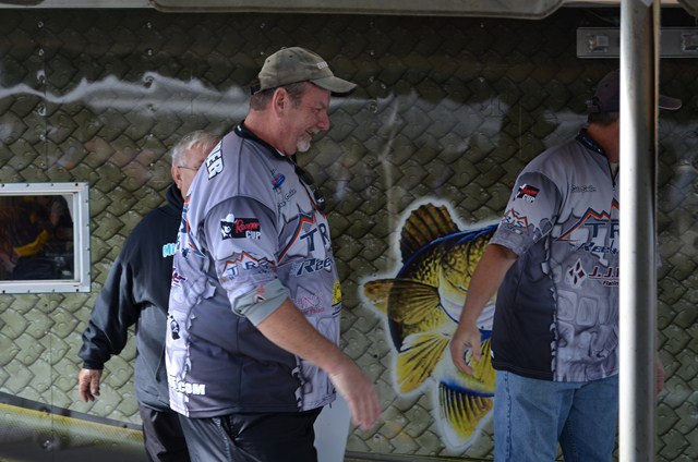 AE86C046-4E97-423C-9E2D-9CF9544DA935