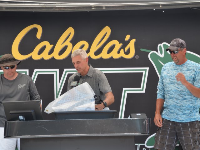 AE901CE7-5F08-4772-BC48-177726E36BB3