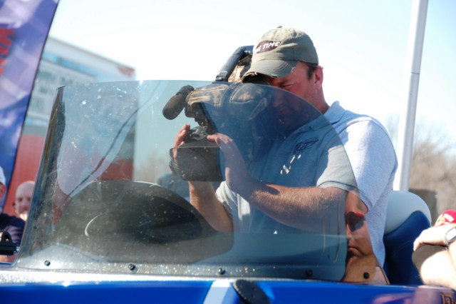 AE95E2E5-8D03-43B7-911B-C653C0E7F707