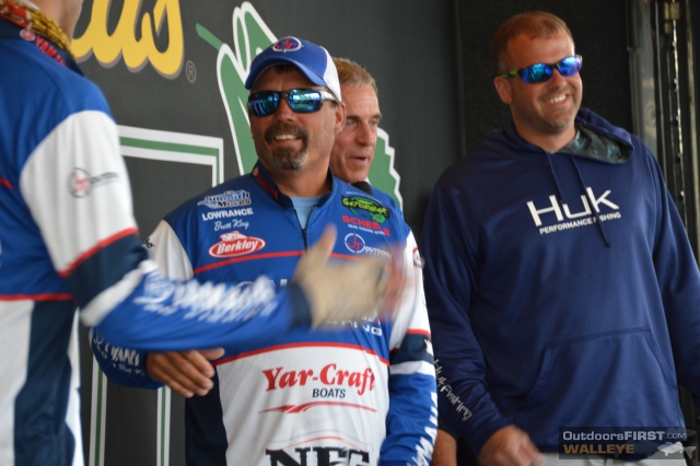 AEB10BA8-935B-4B20-85A5-3B4607D71094