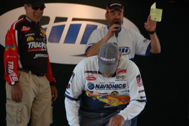 AED8D1C6-C979-4E32-B2BE-A5821D77698E