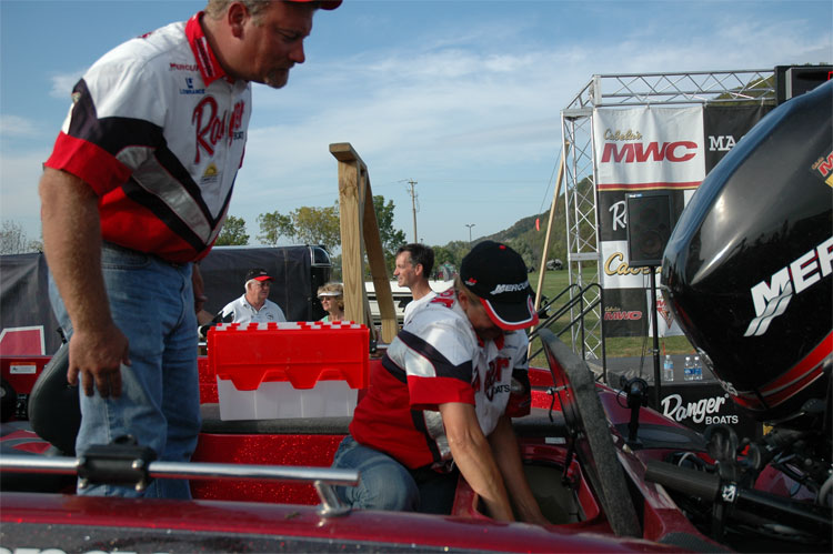 AEEB3369-1D0C-42EE-A20C-9BEAC0C43123