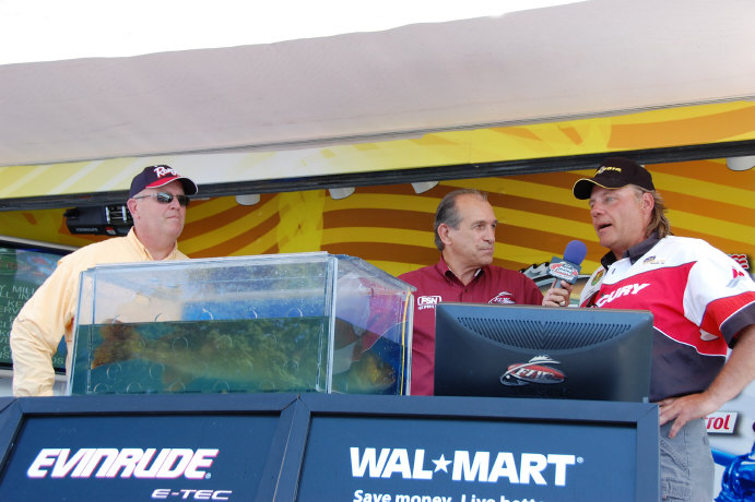 AF27FA57-CA97-4183-9D63-73D52E3459F4