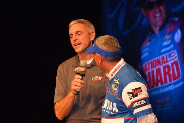 AF55BD44-CCA3-43E8-BC6E-51E2B76C670F