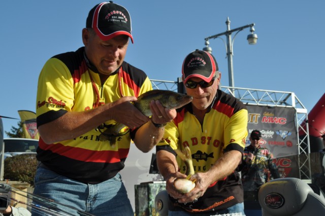 AF7F0FDA-A4D2-47C4-9D0E-E3FFD3957DF2