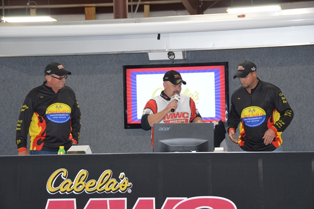 AF818B14-082C-4AFF-A7A2-7F1DB520C19B