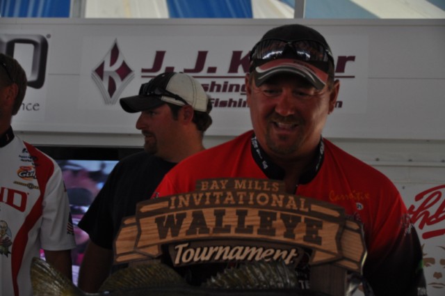 AFA84942-3170-4AF9-B0B6-44E8D729273A