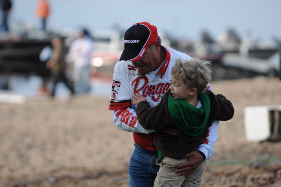 AFCC9AC6-E582-422F-B57F-B2A17E812A8E