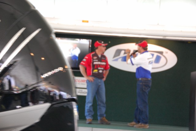 8E2707A8-B49B-4AE3-B429-4D0B60BFE9EF