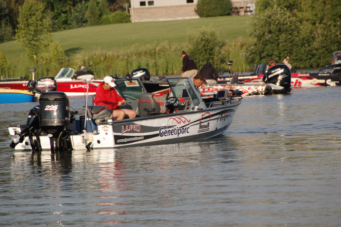 74E9B686-FAAA-4B7C-86F7-9C8919F33C9D