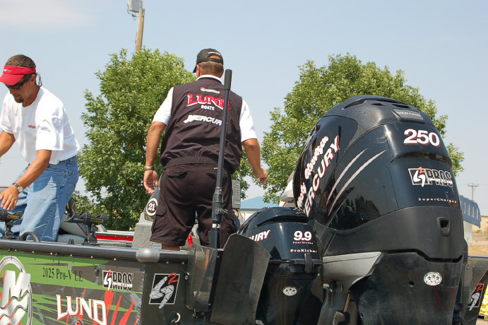 B0359FEB-6441-4F99-9562-799236B1BEB8