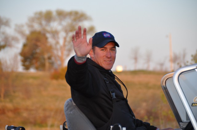 B04616F5-040B-40CE-BA20-34D543BA0BF3