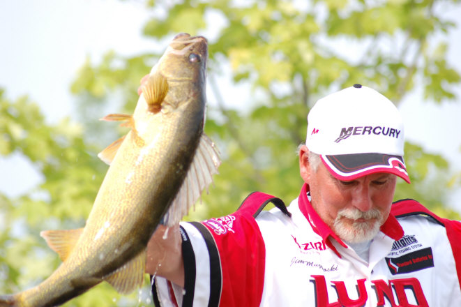 B08E28BB-0601-4AE1-87F0-924CF181ECE2