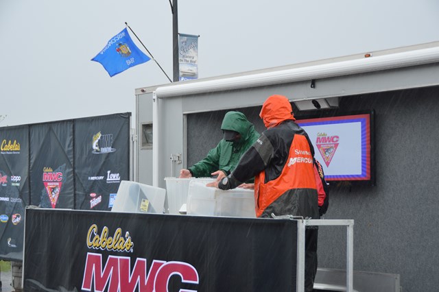 B0A1B3BB-6689-4B49-9B53-D7F14FBA3170