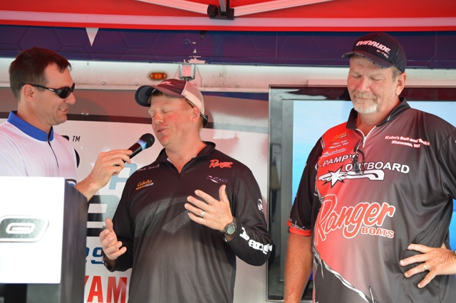 B0BC52BF-67EF-4D15-A2BC-CDF0633C7C5F