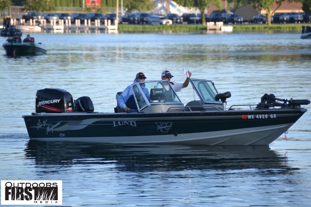 B0D83E55-82A6-4CE2-8669-0DE8B6E4756C