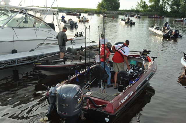 B0E0E84C-9FB7-4085-846A-2C3AE6929467