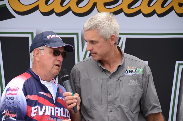 B0FF877C-670B-40D3-A5B3-D53DBCE3F623