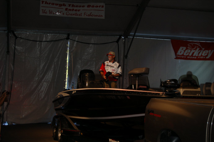 B11F1664-3044-41EC-9046-A9820310BBFD