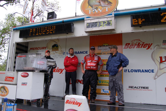 B1414F0A-3029-4D13-9986-1A659E5CEA60