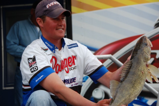 B16061B1-9A9F-4A36-84EC-606152219934