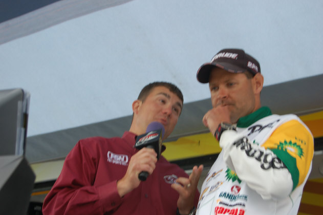 B1A45382-1200-4B96-B6B9-F681390D0D13