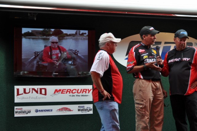 B1CC6FF7-EE24-49E9-A7E4-E1FFD0329279