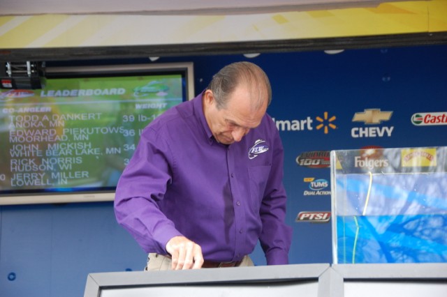 B1D9A4B6-EB76-4920-9281-BCFF042FCD81