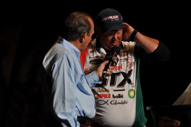 B240A600-8711-43A4-B305-5A343943B7CB