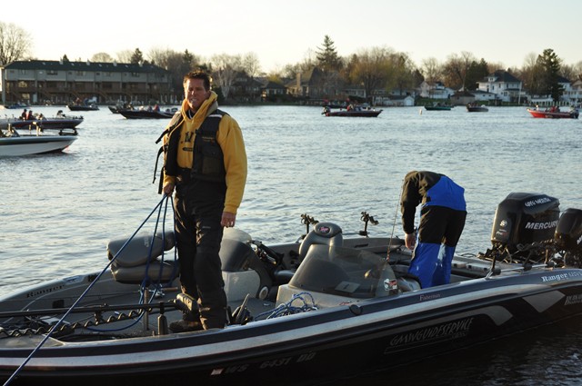 B25E2099-D54F-409B-BFA8-A14467D59841