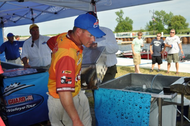 B26B2E3C-ED0C-465E-AC41-A383244C9EE8