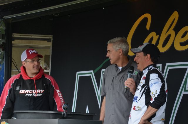 B292E43A-FB52-4E92-B3C2-3149683F5213