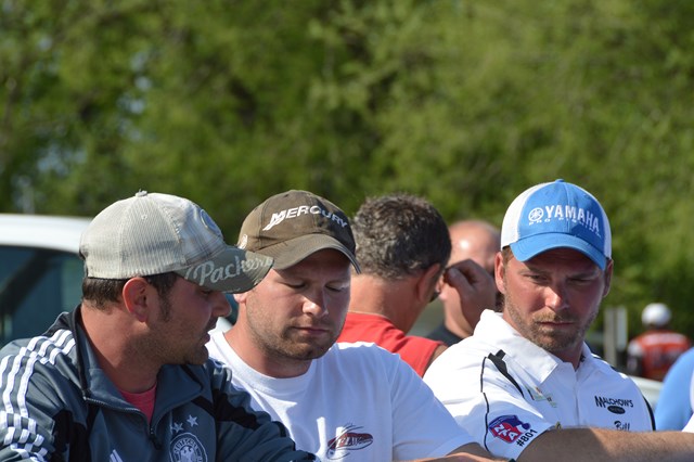 B29C5FEA-29E5-4B56-8042-77A2FB14F3EE