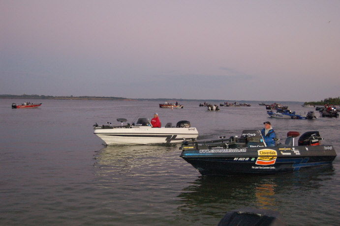 B2E904B5-0BB9-4AF8-AC79-DBD25B0DBFD9