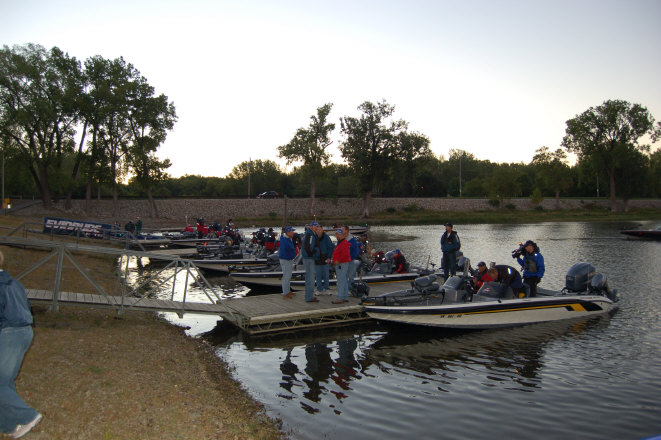 B305A699-35D1-4FF7-AA19-9B68923F59F1