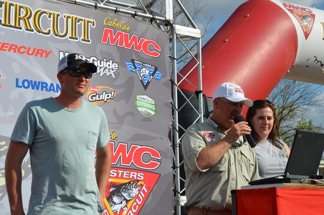 B3224E32-2309-4F39-A2E7-94F4E48A722E