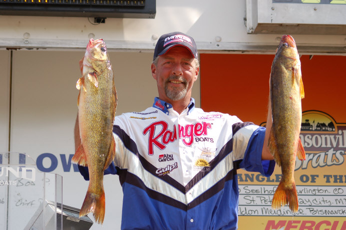 B32D1793-503F-4F60-BDF2-F1013D44960C