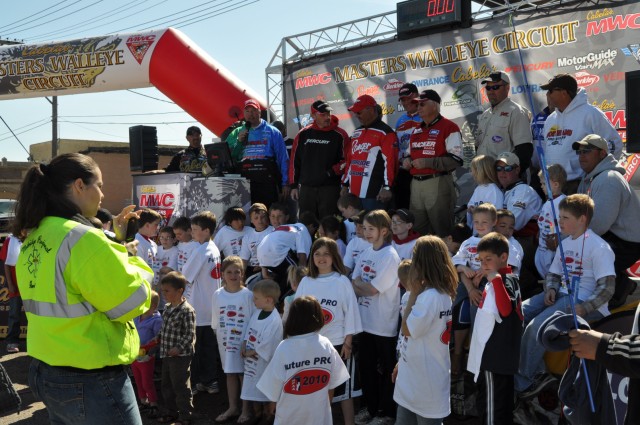 B3396100-F976-448C-8430-2C8ADA30AAD2