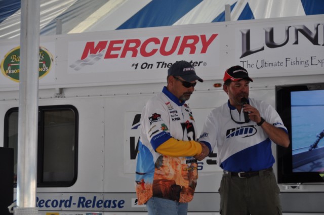 B3530C0D-6DC6-4A4A-940C-916F31B56758