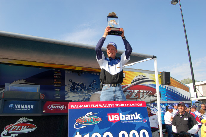 B37ABF37-F946-414E-9C5C-DF2CDEE15239