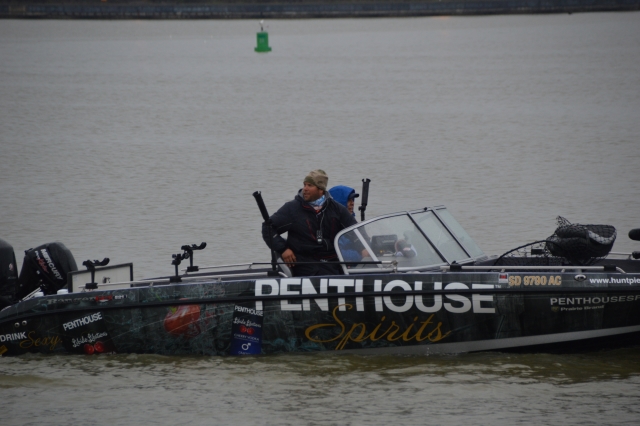 B3B34187-BB32-404D-883F-3C4949633600