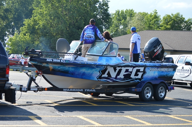 B3FB07A2-D67D-413A-8089-BBED5163A861