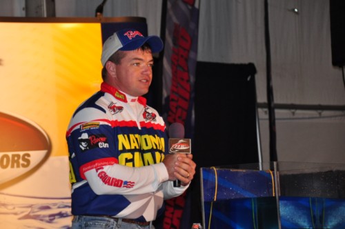 B41CC381-BE09-4999-AFDB-FE5F5FF96534