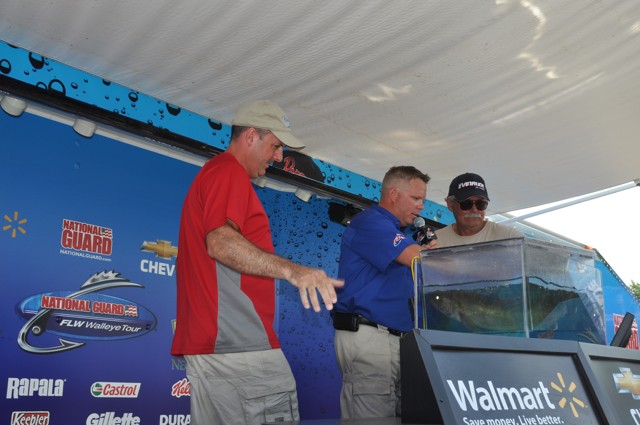 B41D0EE7-3446-46FD-8B8A-95C1CF5436F0